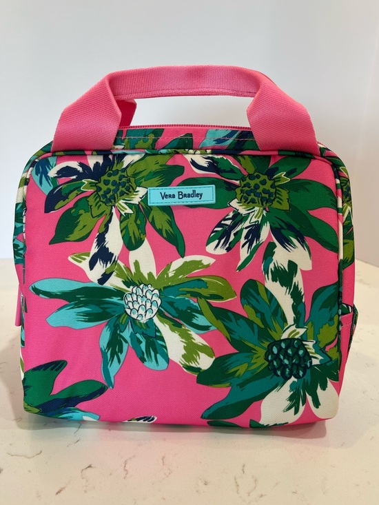 Vera Bradley Handbags - Vera Bradley Tropical Paradise Print Lunch Box Insulated Lunch Tote NWOT